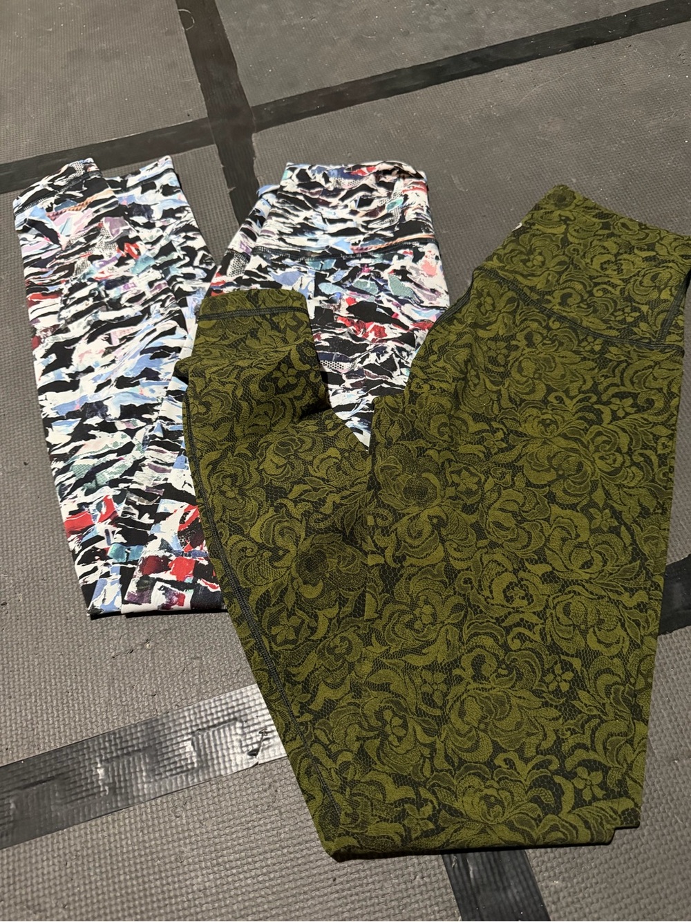 Bundle of 2 Lululemon luxtreme leggings